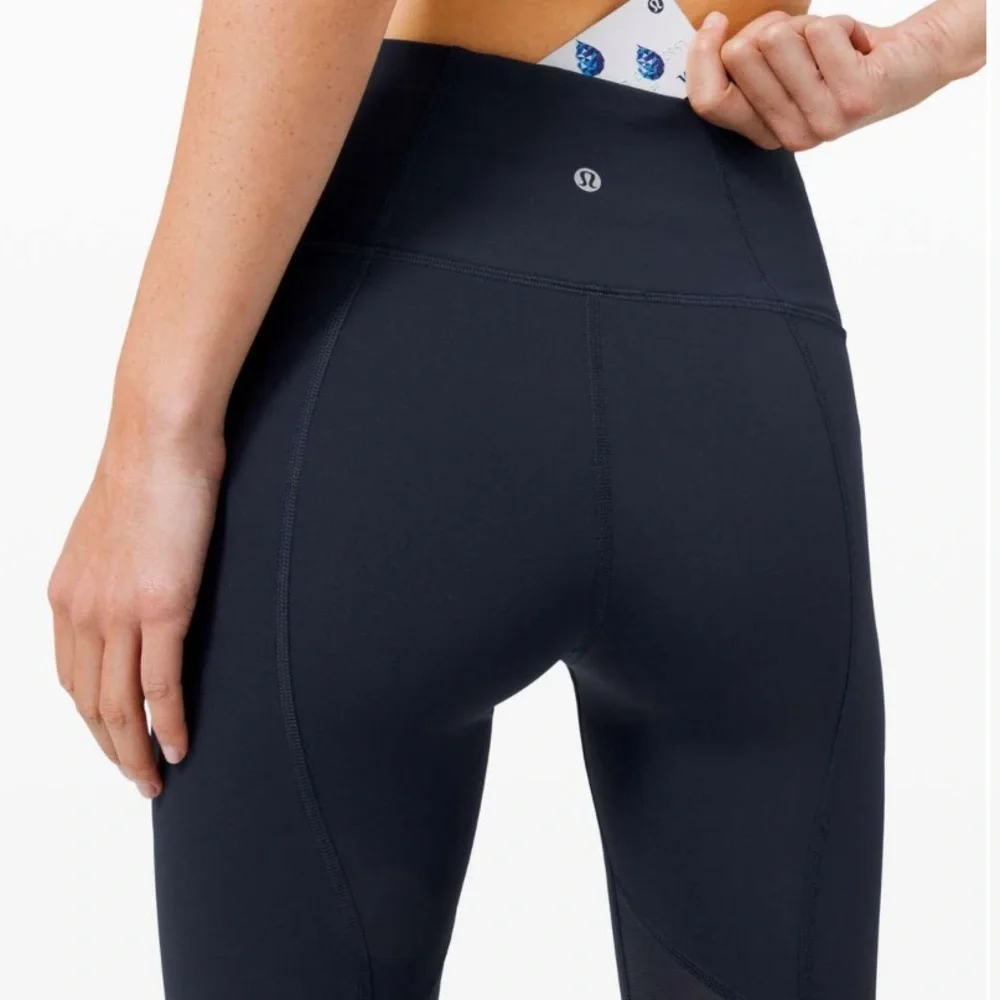 Lululemon Navy High-Rise Crop Leggings Size 6